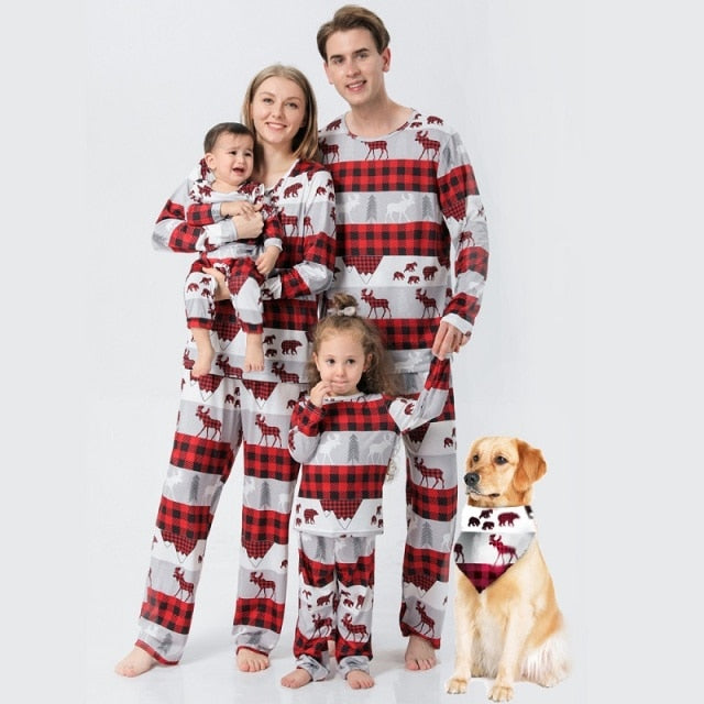 Matching Suits for Father, Mother, Children, Dog